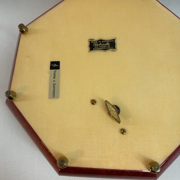 Vintage Italian/Sorrento Octagonal Musical Jewelry Box with Key - Picture 6 of 7